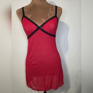 Victoria’s Secret Red Sheer Lace Trim Babydoll Slip Chemise XS/S Romantic Valent
